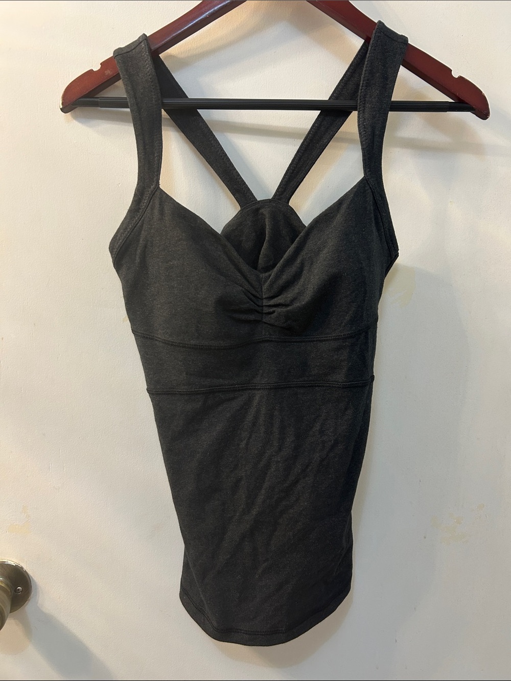 NWT Lululemon athletica Black Ruched V-Neck Cross-Back Tank, Sz 8
